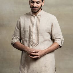 Tasva Men Velvet Tape Detailing Kurta-15