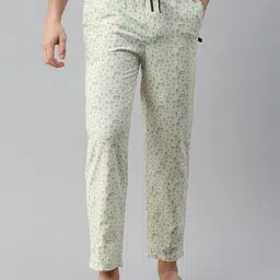 Bareblow Men Mid-Rise Printed Pyjama Pants-image-4