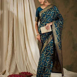 R K INFINITIVE Ethnic Motifs Woven Design ZariKanjeevaram Saree-image-18