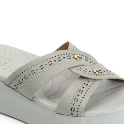 ELLE Cross Strap Textured Flatform Heels With Laser Cuts image 2