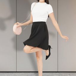 FITHUB Flared Mini Skirts image 3