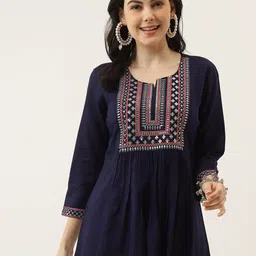 Mandvi Floral Embroidered Round Neck Top-picture-20