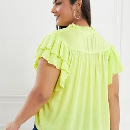 CURVE BY KASSUALLY Green Flutter Sleeve Top image 4