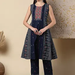 FASHOR Ethnic Motifs Printed Round Neck Sleeveless Pure Cotton A-Line Kurta With Trousers-image-55