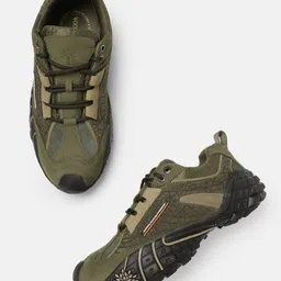 Woodland Men Textured Nubuck Trekking Shoes-picture-9