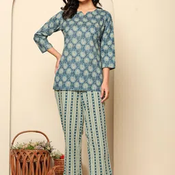 Ragavi Printed Pure Cotton Round-Neck Top With Trousers Co-Ords-picture-40