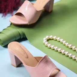 CORSICA Women Textured Block Sandals-87
