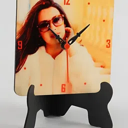 fnp White & Red Printed Contemporary Table Clock image 4