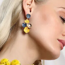 SOHI The Lilypad Gold-Plated Drop Earrings-26