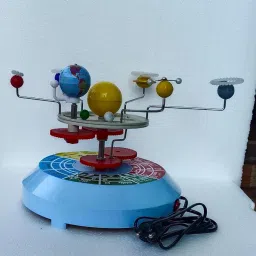 wkm Interactive Solar System Model with Rotating Planets – Educational for Kids image 3