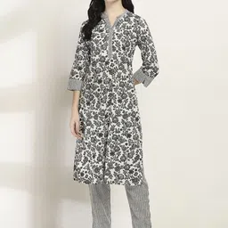 Rangriti Floral Printed Straight Kurta with Trousers-image-97