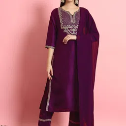 VredeVogel Women Embroidered Regular Thread Work Kurta with Trousers & With Dupatta-image-5
