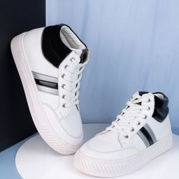 The Roadster Lifestyle Co. Women Black Round Toe Lightweight Sneakers-image-34