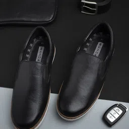 EZOK Men Black Textured Leather Slip-On Sneakers-picture-40
