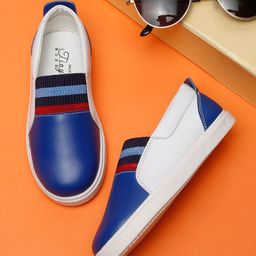 Tiny Bugs Kids Colourblocked Round Toe Lightweight Contrast Sole Slip-On Sneakers-42