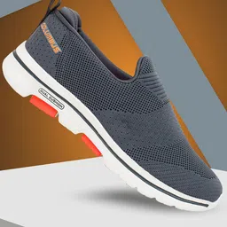 Columbus Men Lightweight Slip-On Sneakers-image-9