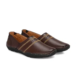 Vellinto Men Rajputana Lightweight Mojaris-image-65