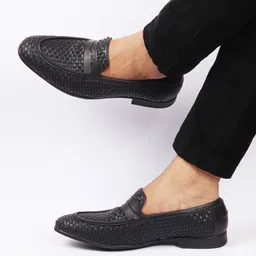 FAUSTO Men Navy Blue Striped PU Slip-On Sneakers-image-43