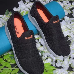 Liberty Women Round Toe Comfort Insole Lightweight Canvas Slip-On Sneakers-12