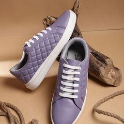 The Roadster Lifestyle Co. Women Quilted Round-Toe Sneakers-44