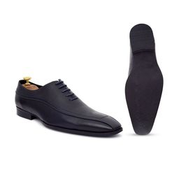 GRIFFIN Men Navy Blue Formal Oxfords-image-4