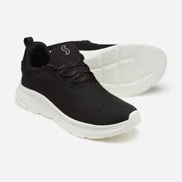 Solethreads Men Textured Mesh Memory Foam Insole Contrast Sole Sneakers image 5