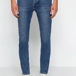 Trendyol Men Mid Rise Clean Look Light Fade Stretchable Jeans-image-75