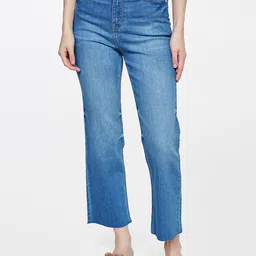 AND Women Straight Fit Heavy Fade Jeans-39