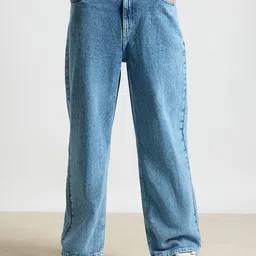 FREAKINS Men Straight Fit High-Rise Low Distress Light Fade Jeans-image-31