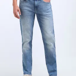 Flying Machine Men Relaxed Fit Light Fade Jeans-image-52