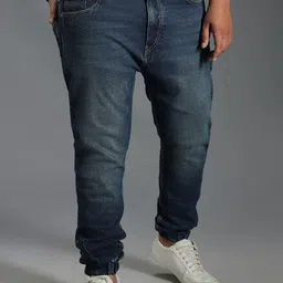 Freeform by High Star Men Plus Size Tapered Fit Mid-Rise Clean Look Pure Cotton Jeans-image-83