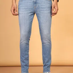 Wrangler Men Comfort Fit Low-Rise Stretchable Light Fade Jeans-picture-18