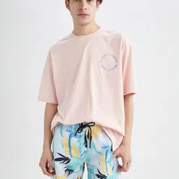 DeFacto Men Tropical Printed Mid Rise Shorts-image-98