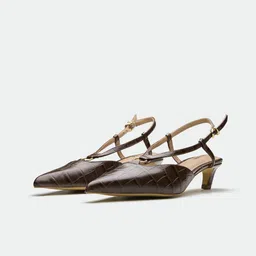 Oroh Leather Party Stiletto Pumps with Laser Cuts-14