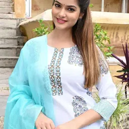 Anouk Rustic Women Ethnic Motifs Printed Kurta with Trousers & Dupatta image 3