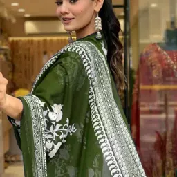 TOOCHKI Women Floral Printed Regular Kurta with Palazzos & With Dupatta-picture-36