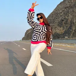 Sugercandy Women Turtle Neck Woollen Pullover Sweater-image-38