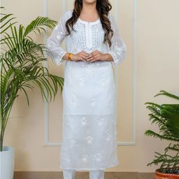 ADR CHIKAN Floral Embroidered Notch Neck Georgette Straight Kurta-44