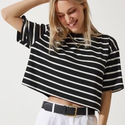 Happiness istanbul Women Striped Round Neck Cotton Boxy T-shirt-image-83