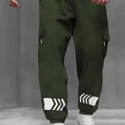 TRIPR Men Printed Mid-Rise Cargo Joggers-image-46