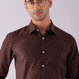 Luxe by TIGC Men Spread Collar Micro Ditsy Printed Slim Fit Formal Shirt-image-73