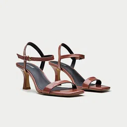 Oroh Women Leather Kitten Sandals with Buckles-image-34