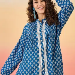 Sangria Floral Printed Cotton Top-image-34