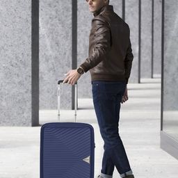 Wenger Ultra-Lite Textured Hard-Sided Cabin Trolley Bag-21
