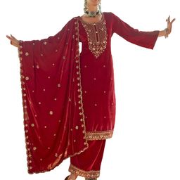 DRAVINAM Trends Floral Embroidered Sequinned Velvet Unstitched Dress Material-image-72