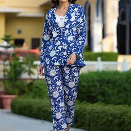 Chandbaali Floral Printed Notched Lapel Collar Top With Trousers Co-Ords-image-72
