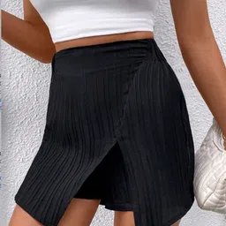 Outzidr Slant Slit Mini Skorts-image-75
