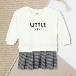 max Girls Typography Printed Monochrome Applique T-shirt-image-88