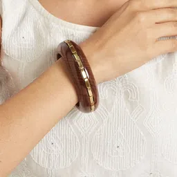 ATIBELLE Set Of 3 Gold-Plated Beaded & Round-Square Twisted Shaped Wooden Bangles image 5