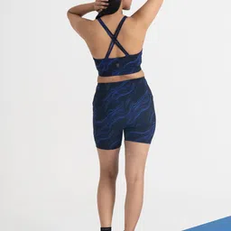 Hunnit Abstract Medium Coverage Workout Bra image 5